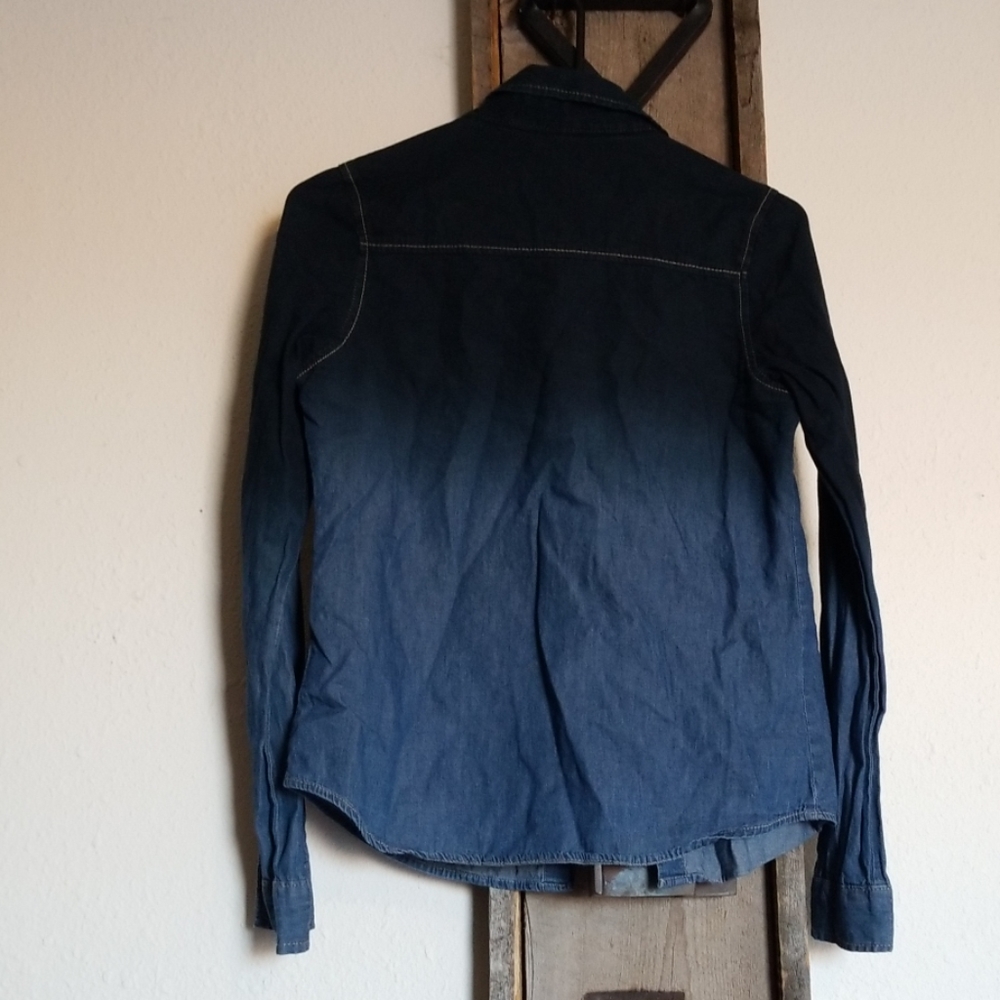 Ombre button up - Picture 3 of 4